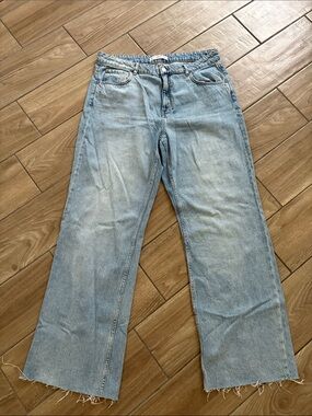 MNG Mango High Rise Wide leg jeans raw hem blue denim pants Women’s size 34 Tall